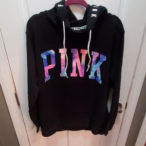 Super cute hoodie with pockets